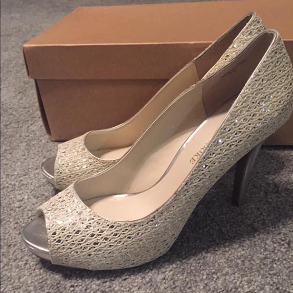 New peep toe pumps heels